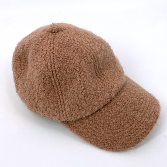 GAP Teddy Baseball‎ Cap Fuzzy Boucle Wool Adjustable Strap Back One Size Neutral - Picture 1 of 8